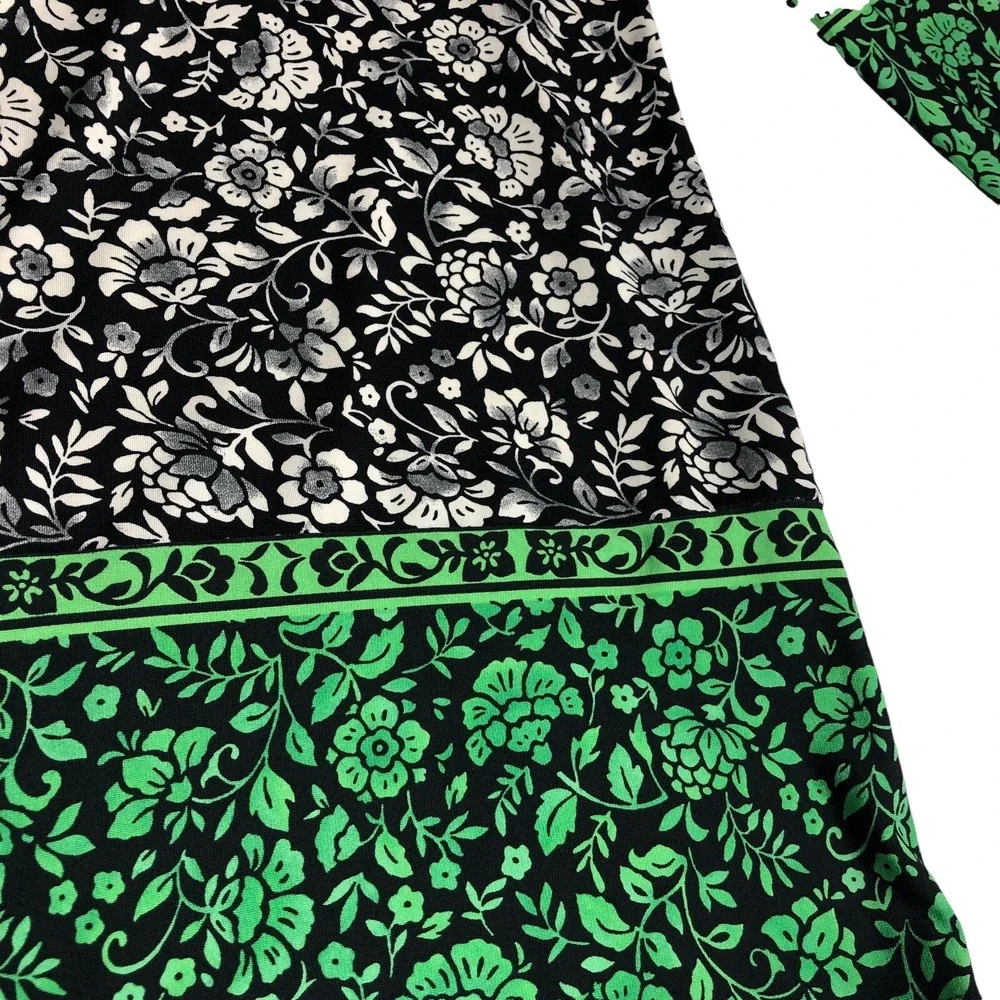 Linea by Louis Dell'Olio Top Large Floral Ruched Sleeve Liquid Knit Artsy Boho